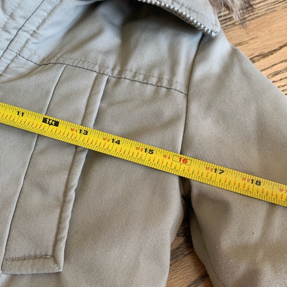 VINTAGE RICE SPORTSWEAR KIDS PARKA WITH REAL FUR TRIM HOOD - Picture 10 of 15